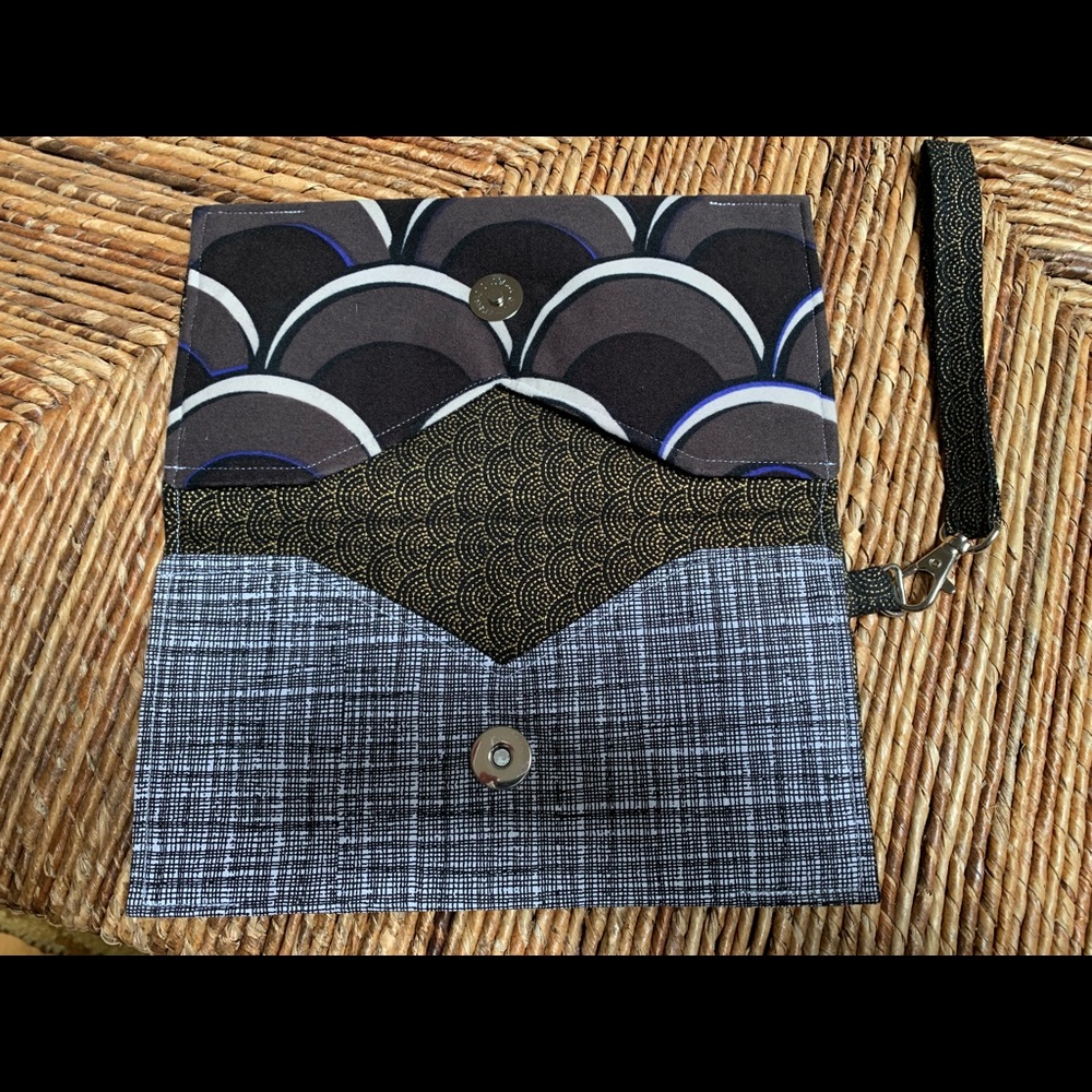 Wristlet made from LulaRoe leggings